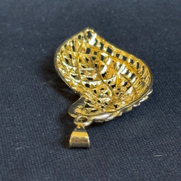 Gold Tone Angel Wing Pendant Earrings Set Intricate Design  Rhinestone Accents - Picture 5 of 13